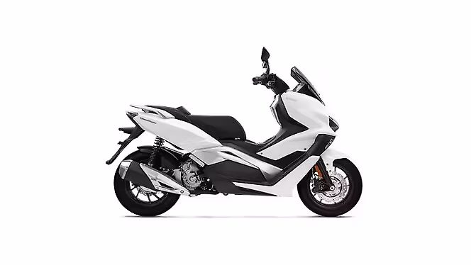 Keeway Hypevolt-R: Is ₹1.99 Lakh Too Much For This Feature-Packed Electric Scooter?