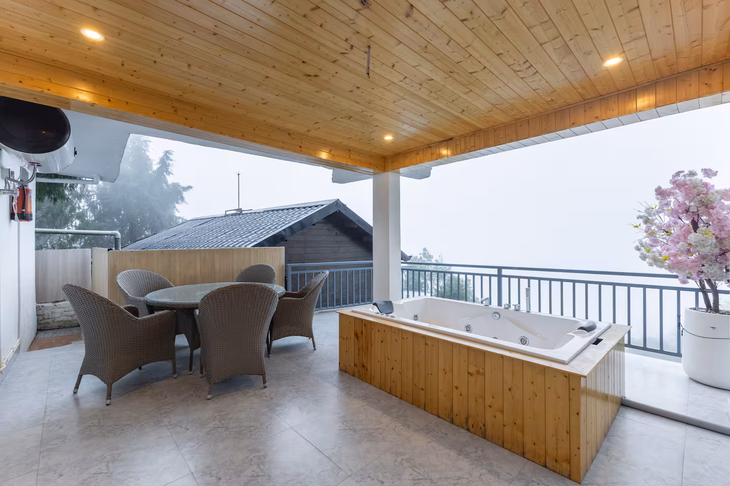 An open-air jacuzzi